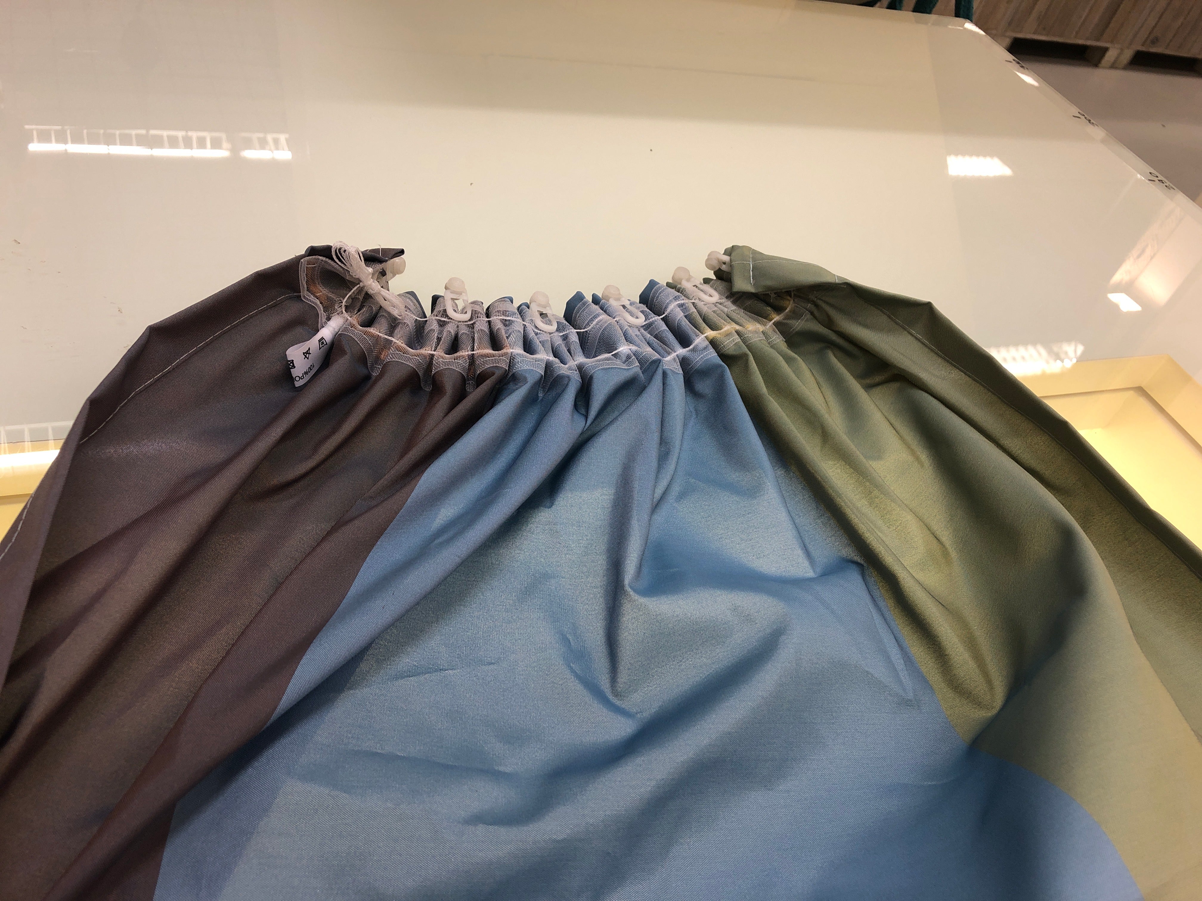 Gardine Vorhang Schal Stoff 245x30 grün-blau-lila lichtdurchlässig - Image 3