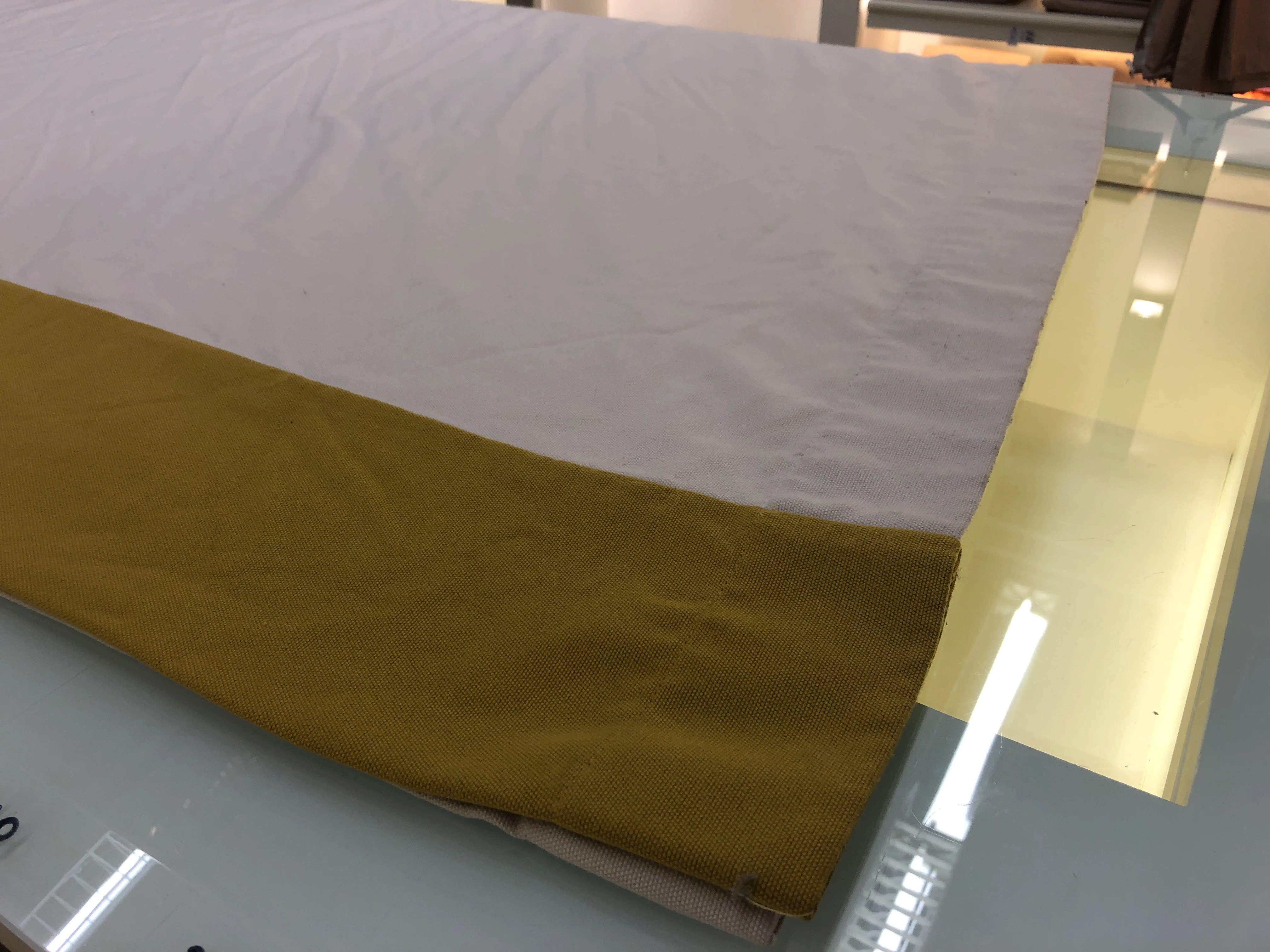 Gardine Vorhang Verdunkler gebraucht 230x280 beige mit senffarbenen Streifen - Image 4