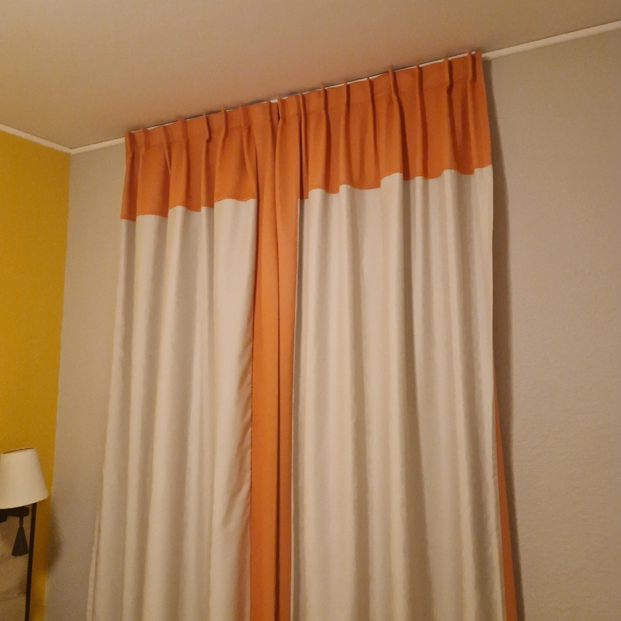 Gardine Vorhang Verdunkler gebraucht 240x80 beige mit orangen Streifen - Image 4