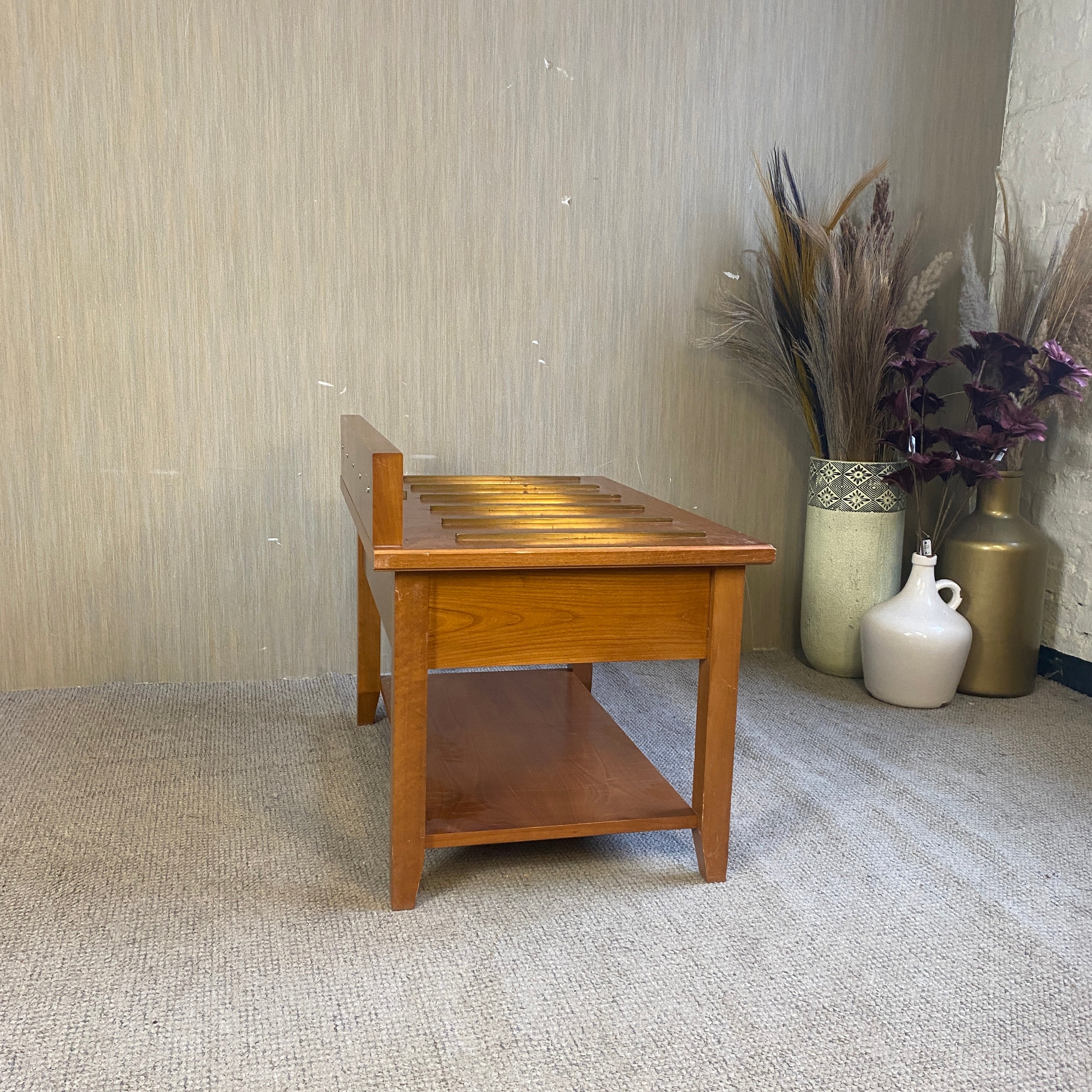 Kofferbank Kirsche Holz mit Ablage – Bank gebraucht - Image 7